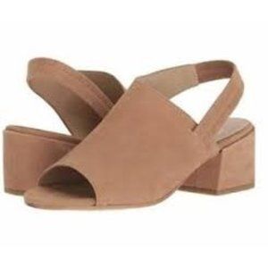 EILEEN FISHER Beige Open Toe Block Heels Leigh Slingback Sandals sz 8